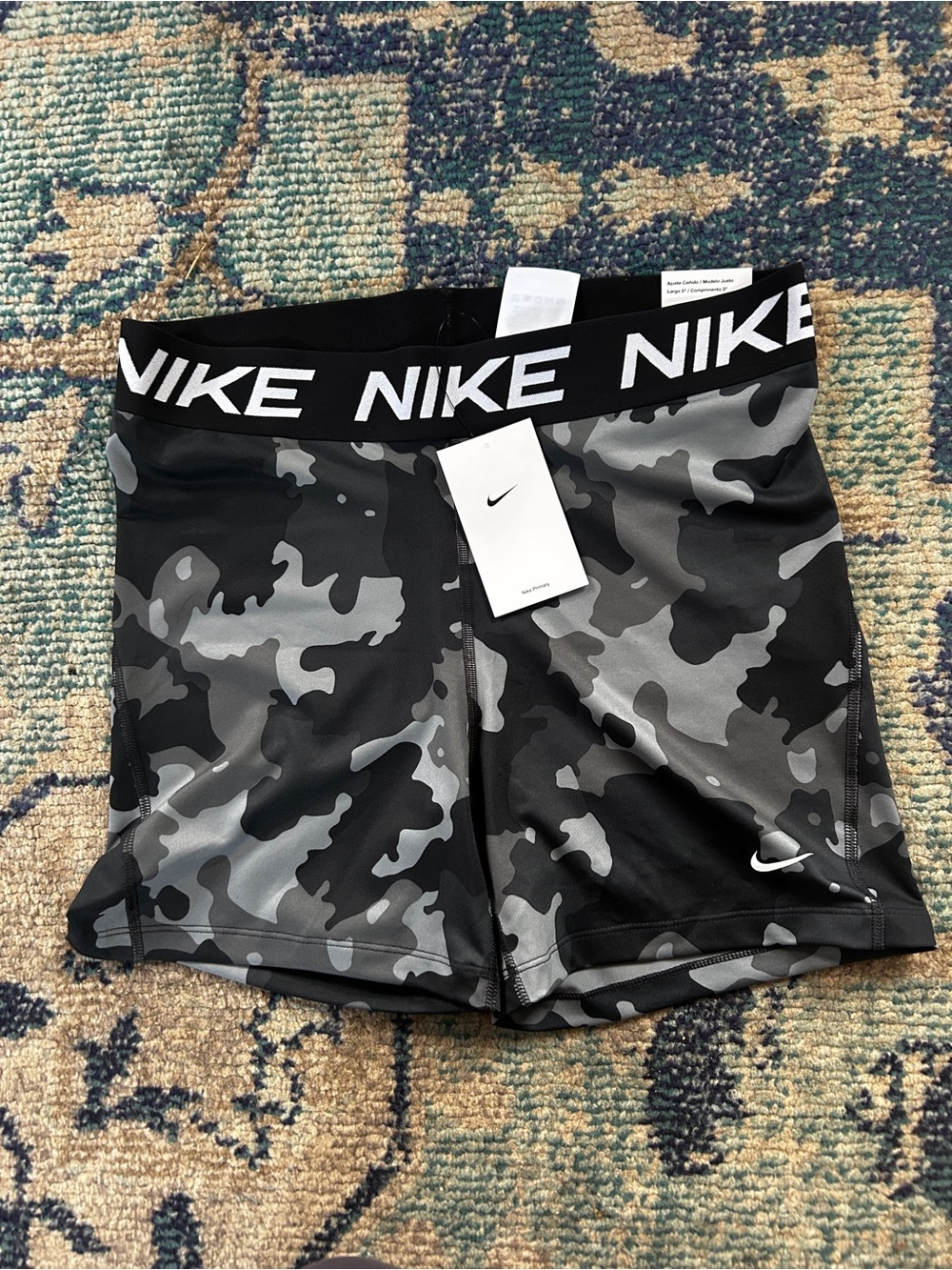 NWT Nike Pro Dri-FIT  shorts Women’s XL